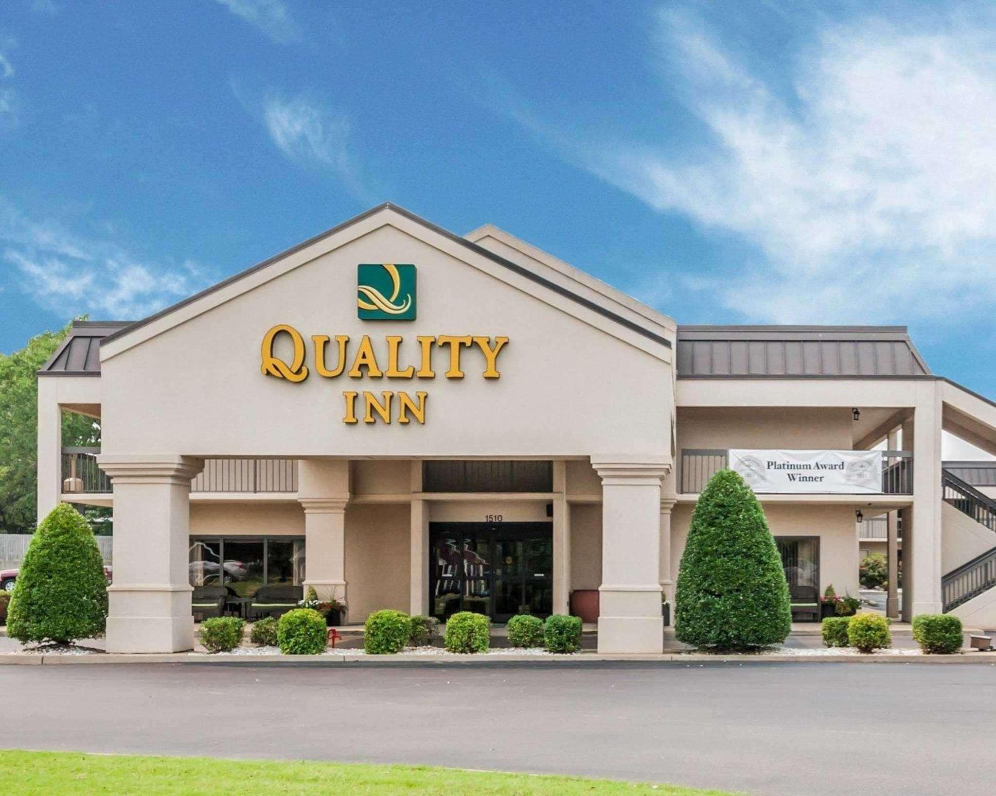 Quality Inn Paris Exterior photo